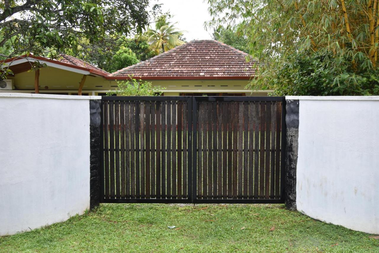 Villa Polhena Matara Eksteriør bilde